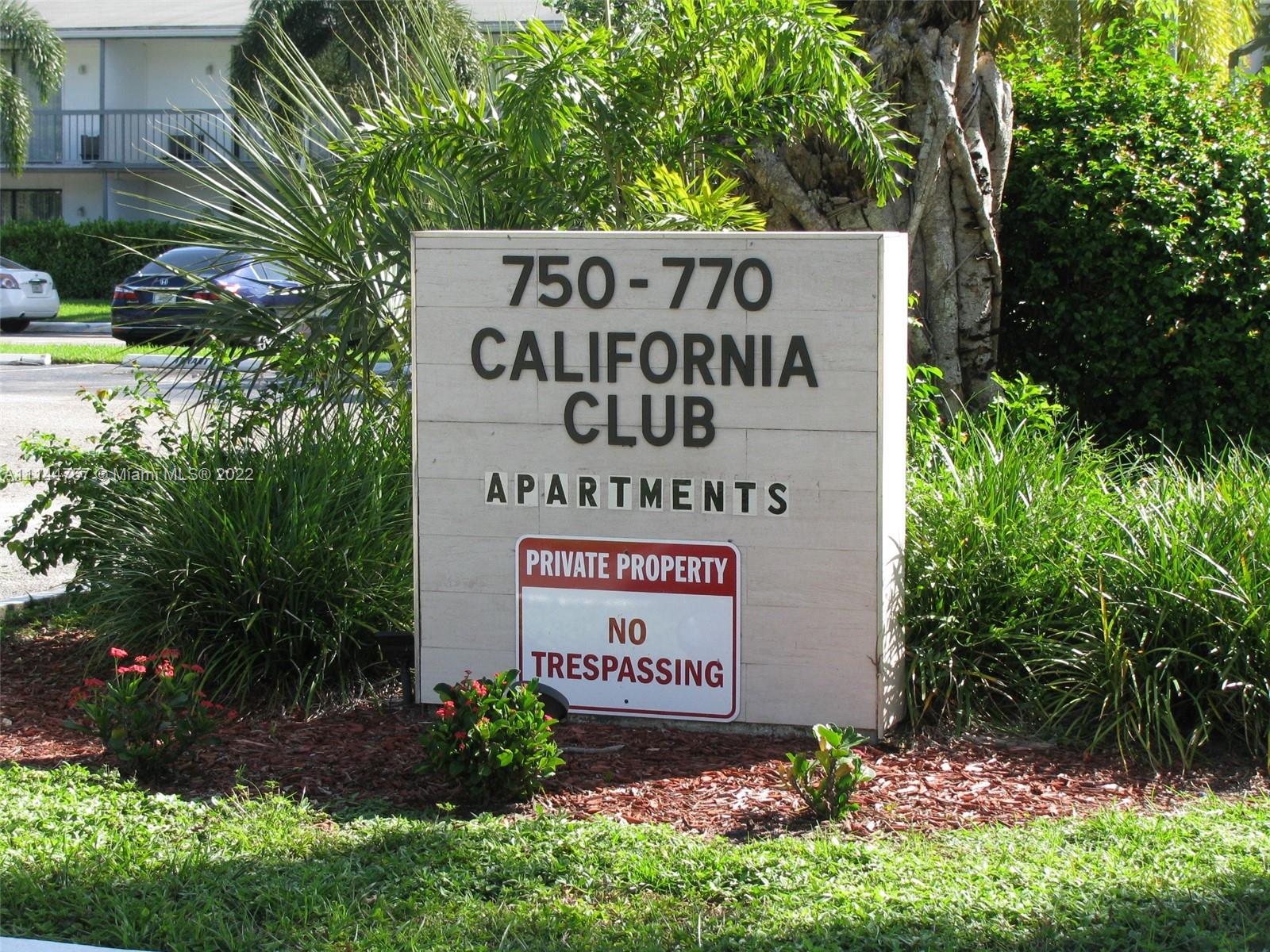 "BIG STUDIO" - RAPID APPROVAL! ! The rent includes the ELECTRICITY, does not include WATER. Great savings on monthly expenses! Only 5 minutes to the AVENTURA MALL and Hard ROCK STADIUM; only 15 minutes to the beautiful South Florida Beaches. Plenty of Parking! For animal lovers PETS ALLOWED up TO 35 LBS.