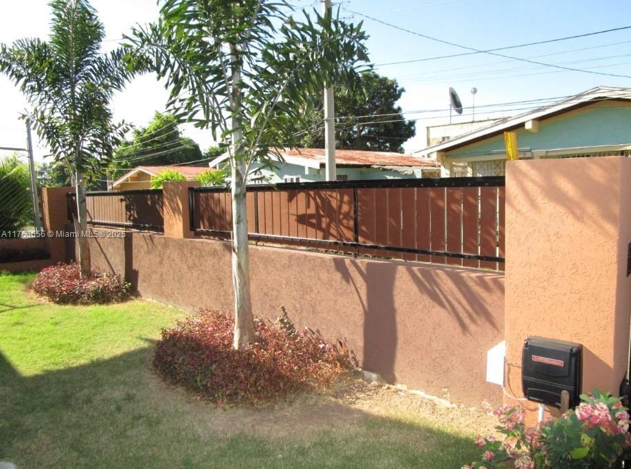 00 Queensbury, Kingston, Jamaica
