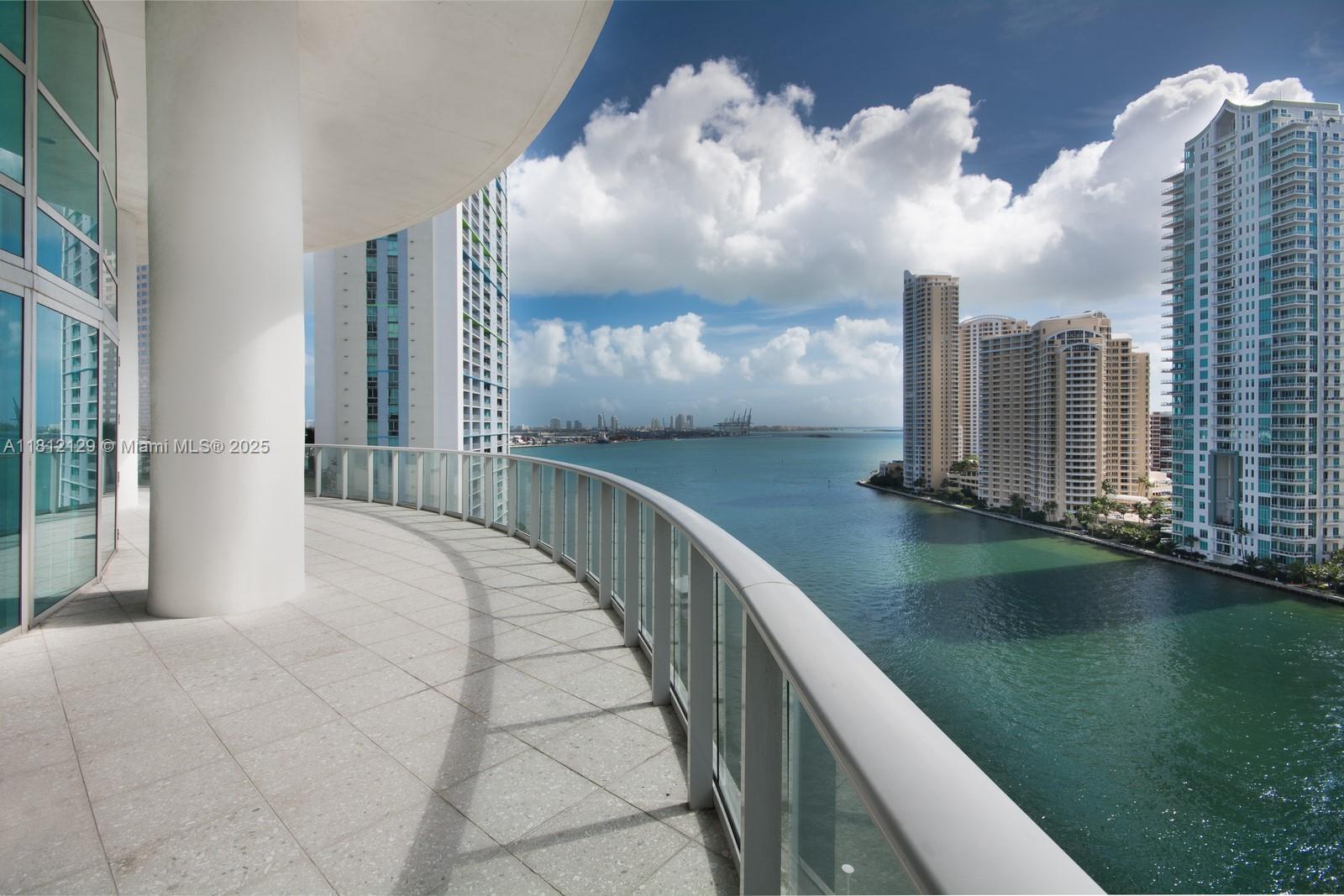 MET 1 CONDO - Residential Lease