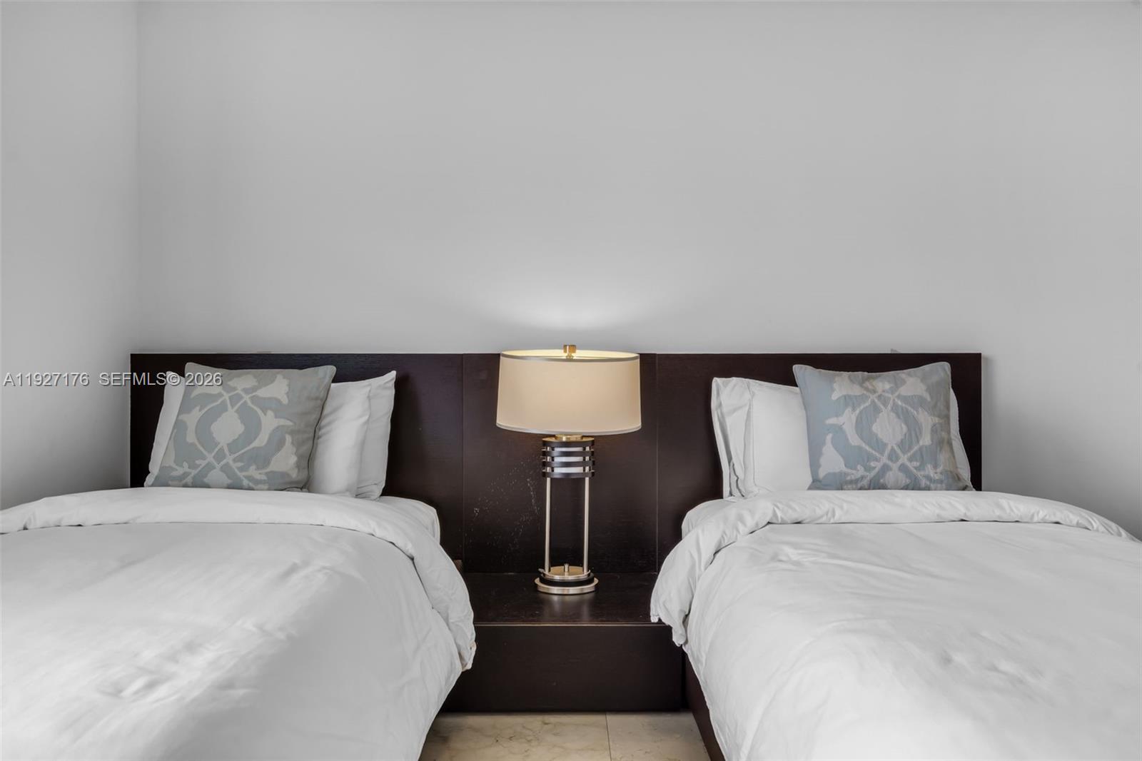 ICON BRICKELL NO TWO - Residential