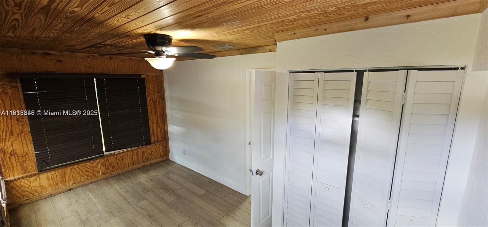 SAN LUCIE PLAZA SUBDIVISI - Residential Lease