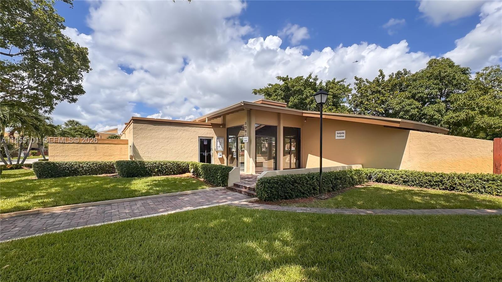 MISSIONWOOD AT MIRAMAR CO - Residential