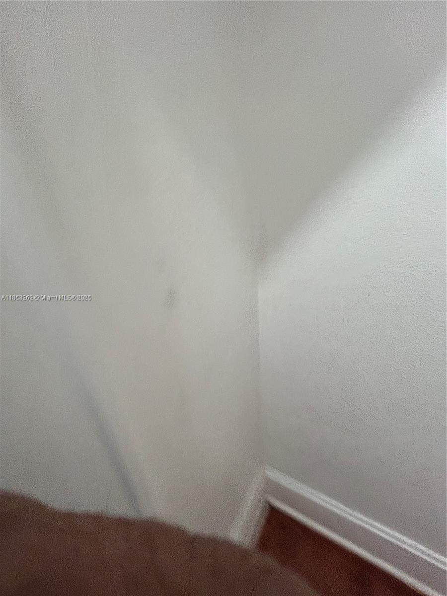 MENDOZA CONDO - Residential Lease