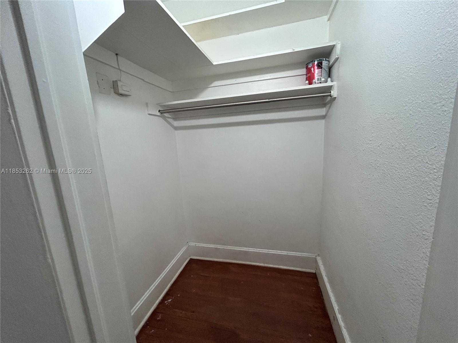 MENDOZA CONDO - Residential Lease