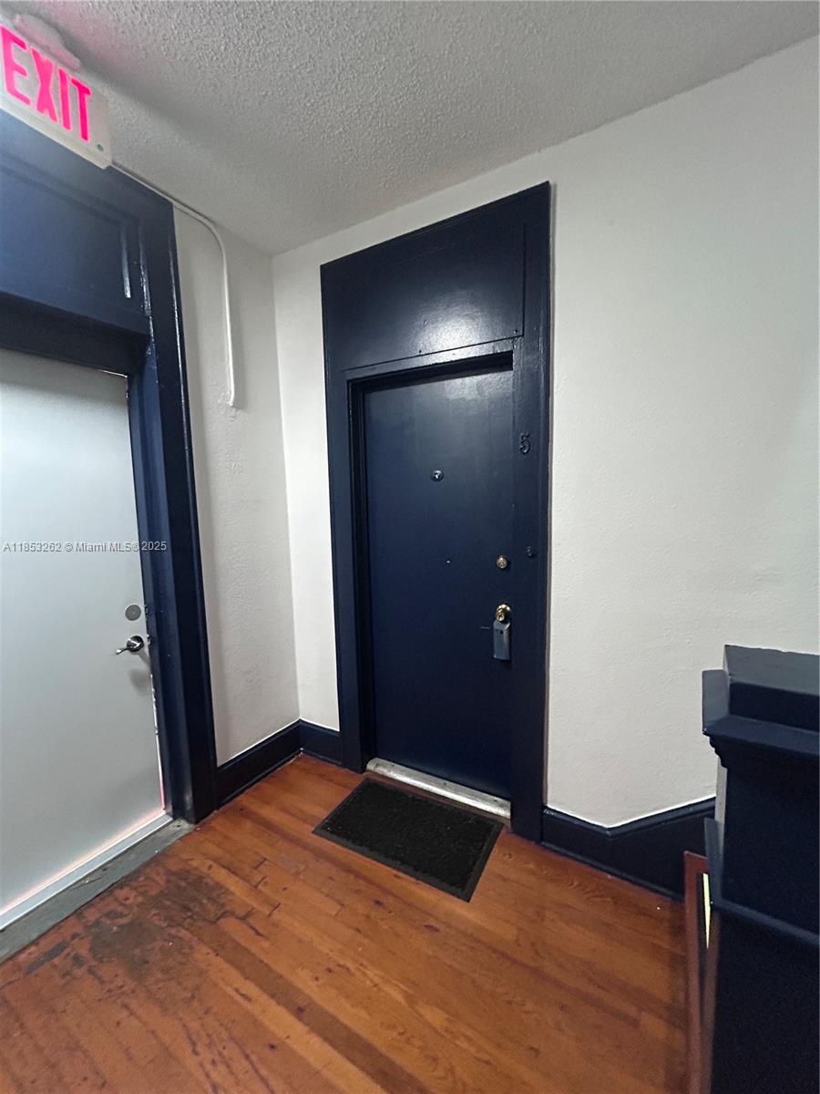 MENDOZA CONDO - Residential Lease