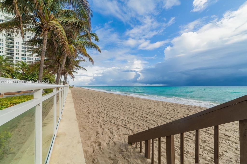 Photo of 3001 S Ocean Dr #1531, Hollywood, FL 33019 (MLS # A11398743)