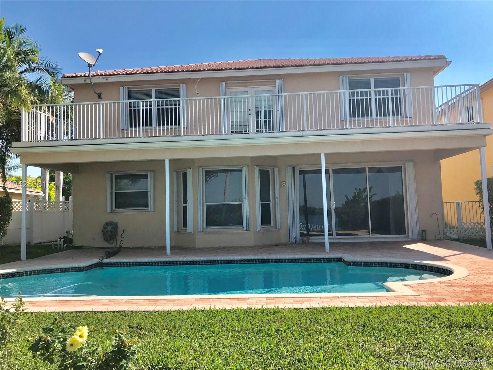 Pelican Sound - Residential