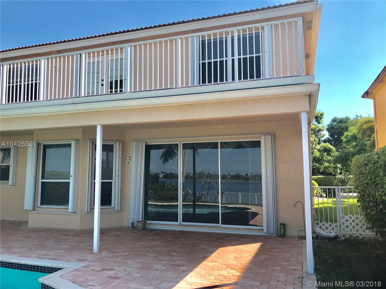 Pelican Sound - Residential