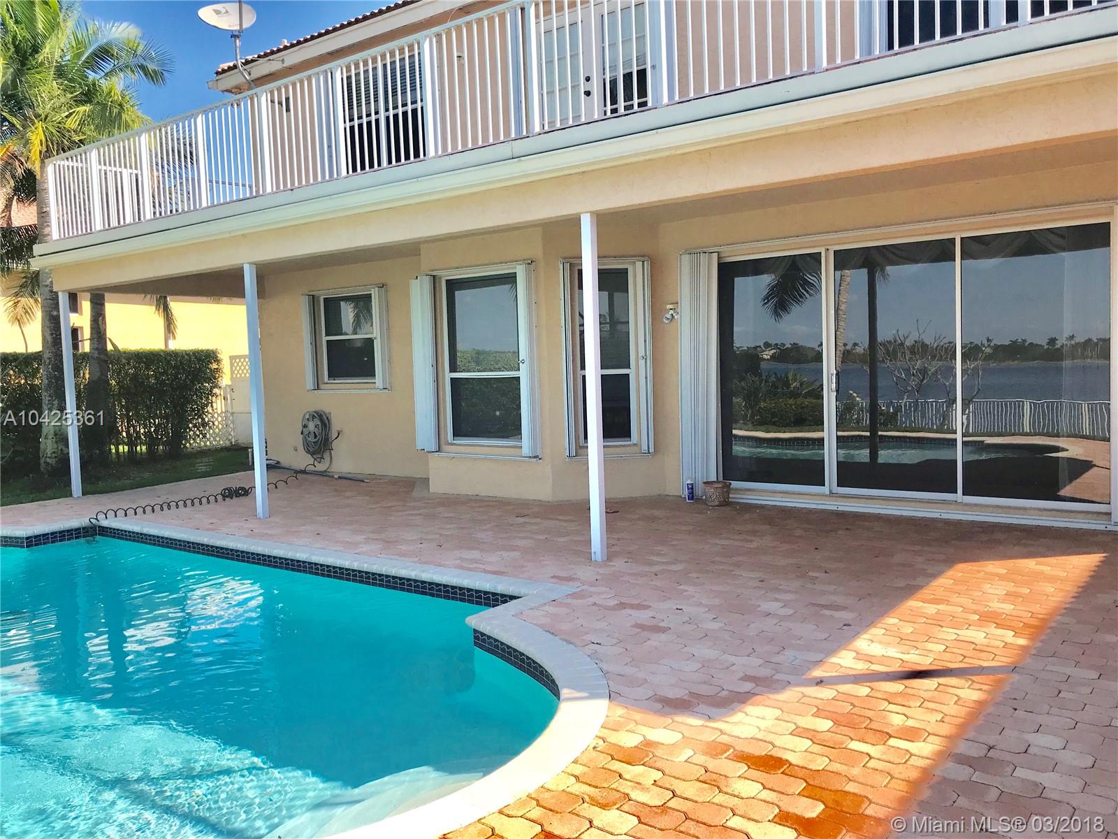 Pelican Sound - Residential