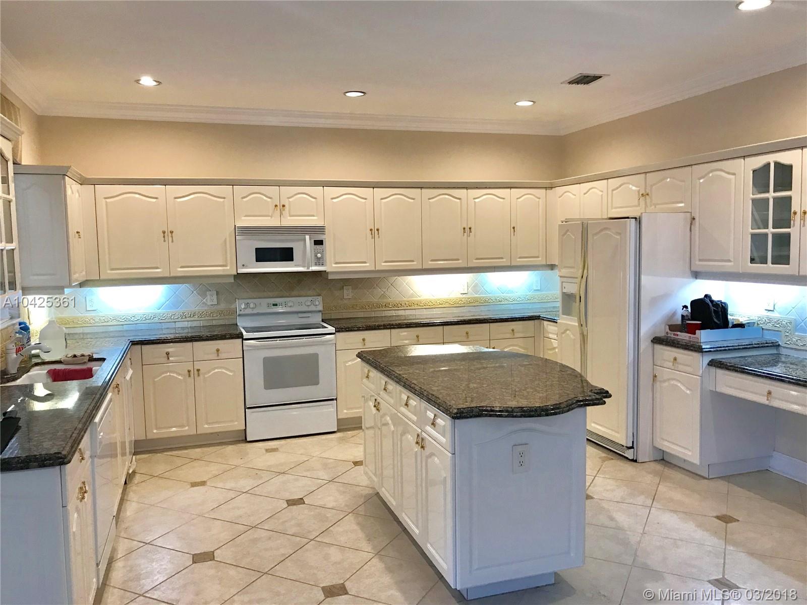 Pelican Sound - Residential