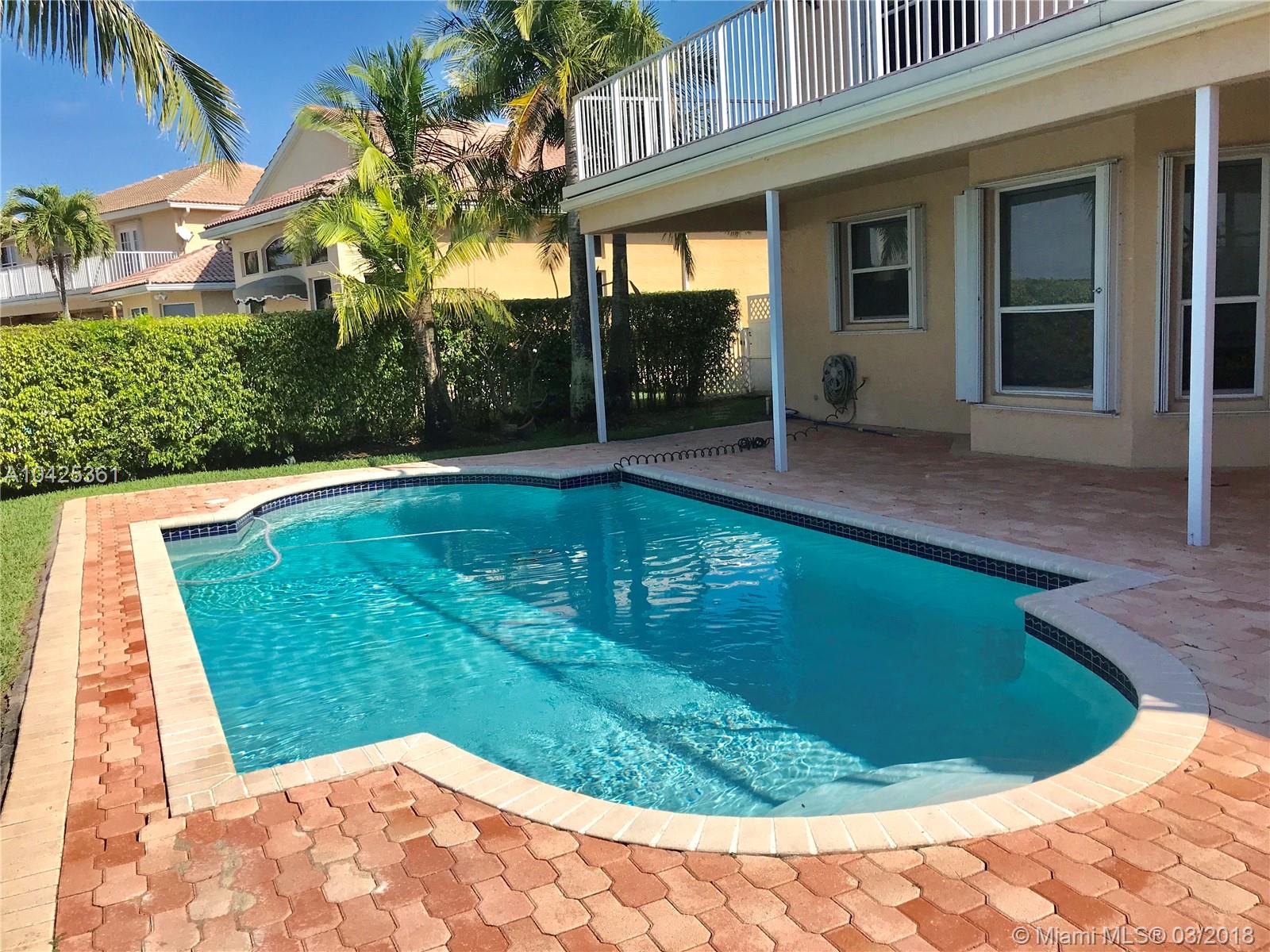 Pelican Sound - Residential