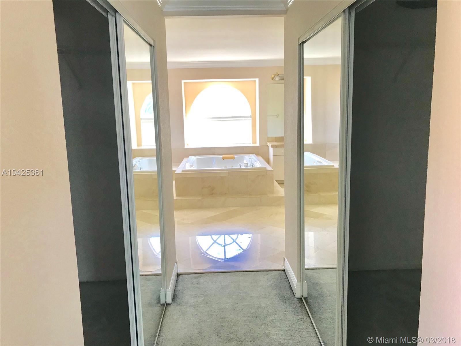 Pelican Sound - Residential