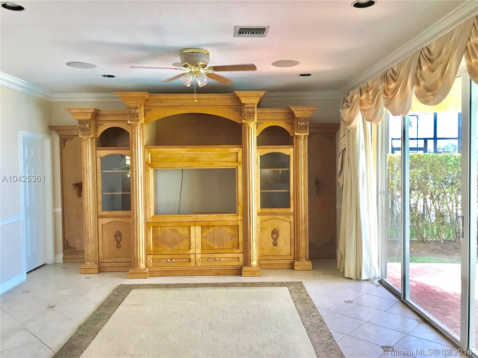 Pelican Sound - Residential