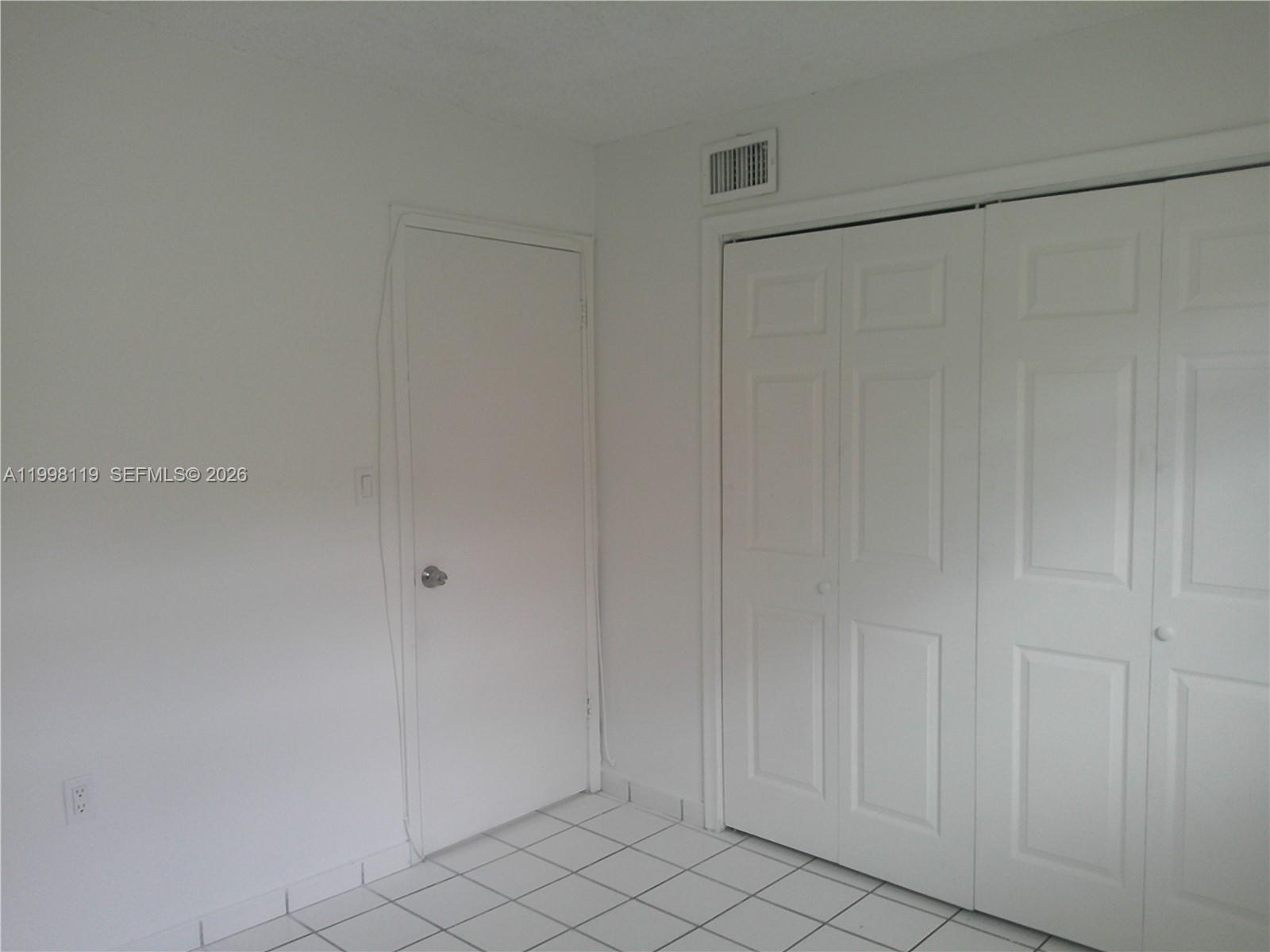 CITY OF MIAMI SOUTH - Residential Lease