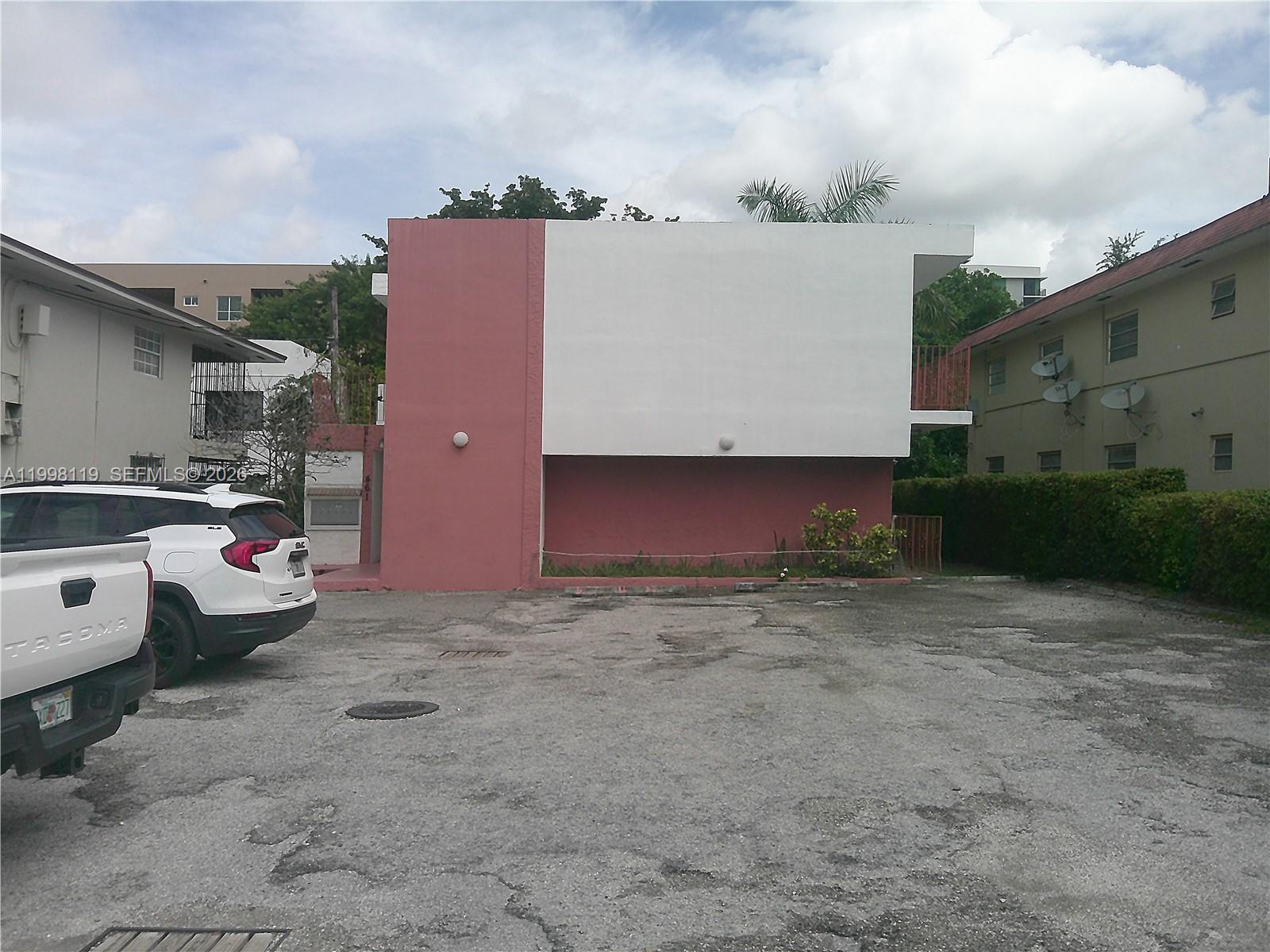 CITY OF MIAMI SOUTH - Residential Lease