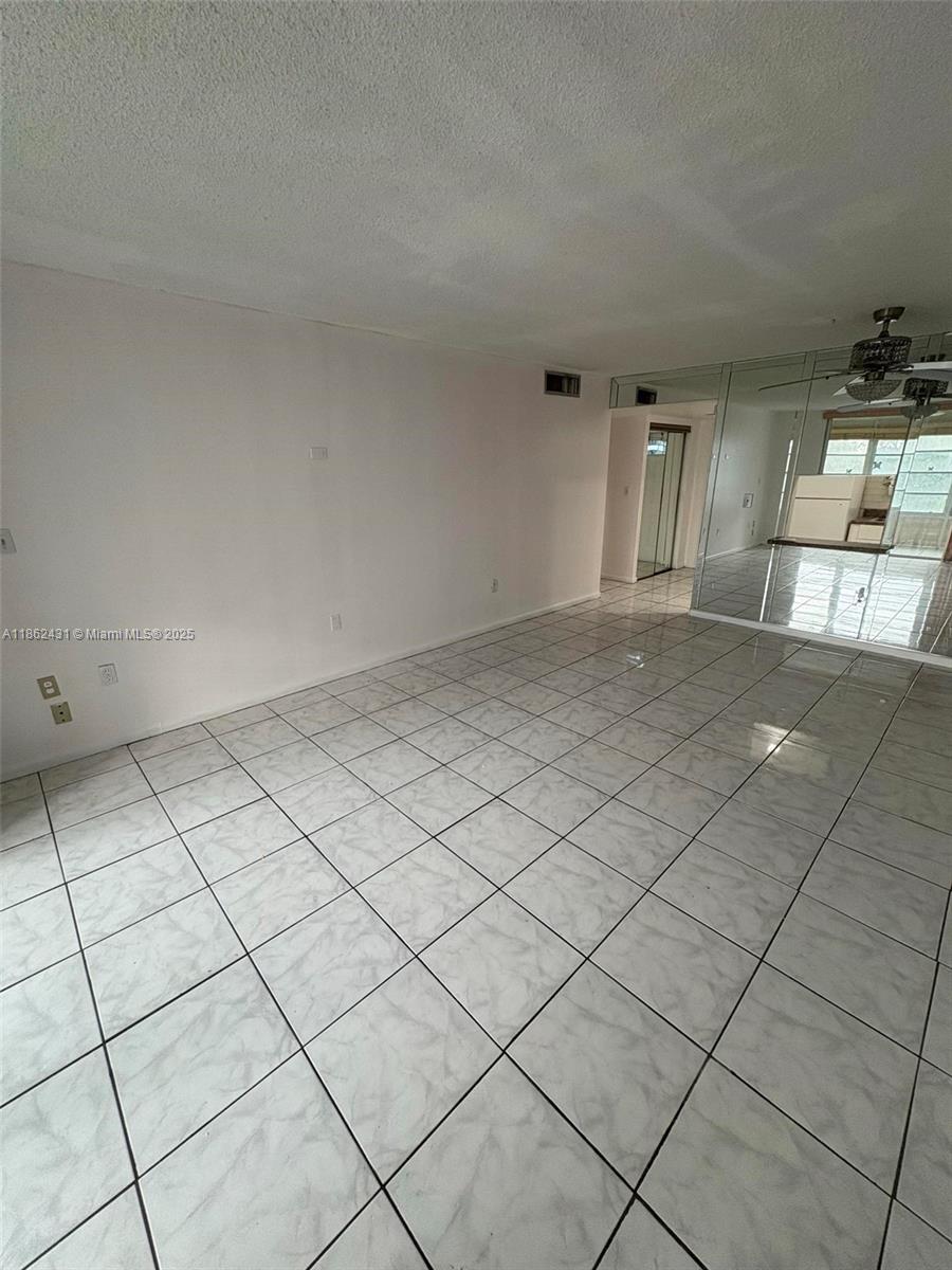 SUNRISE LAKES 37 CONDO - Residential