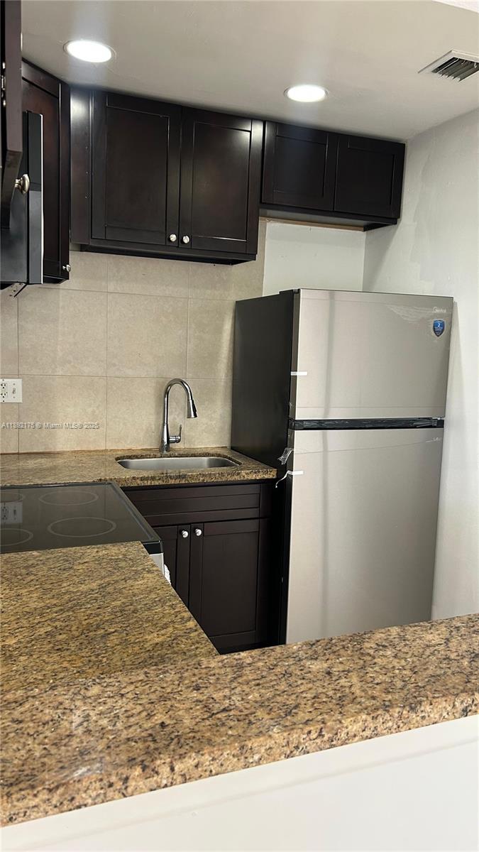 FULFORD BY THE SEA SEC D - Residential Lease