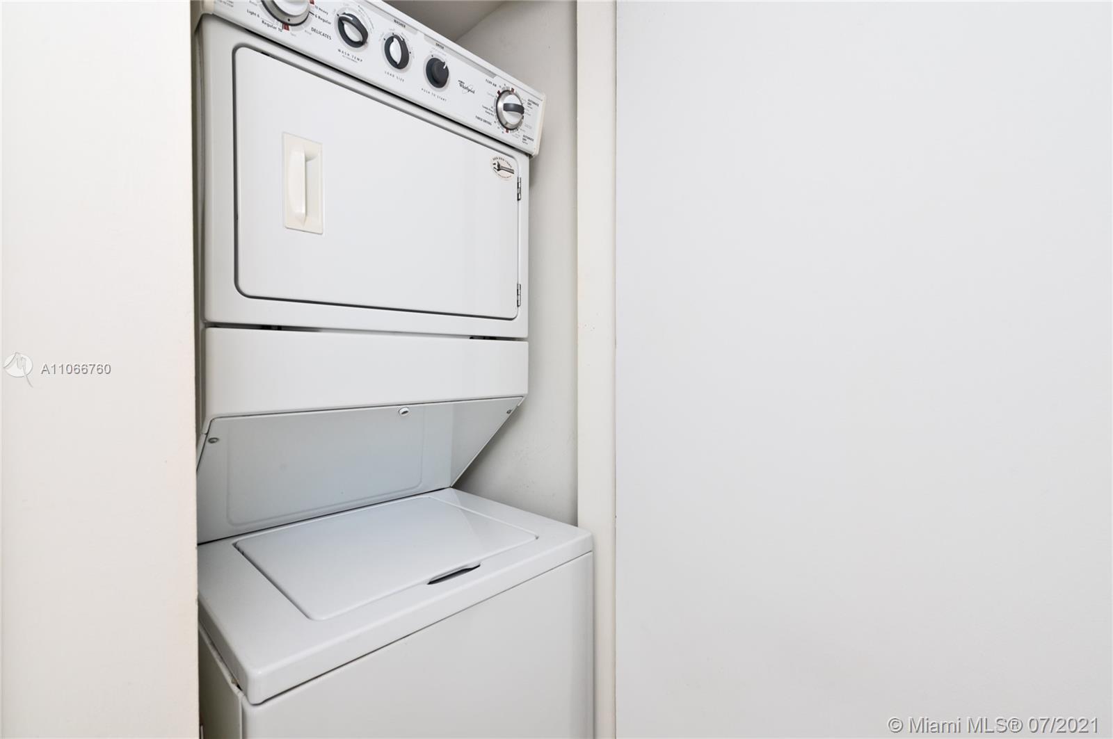 ICONBRICKELL CONDO NO 1 - Residential