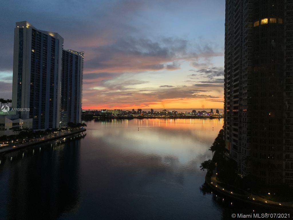 ICONBRICKELL CONDO NO 1 - Residential