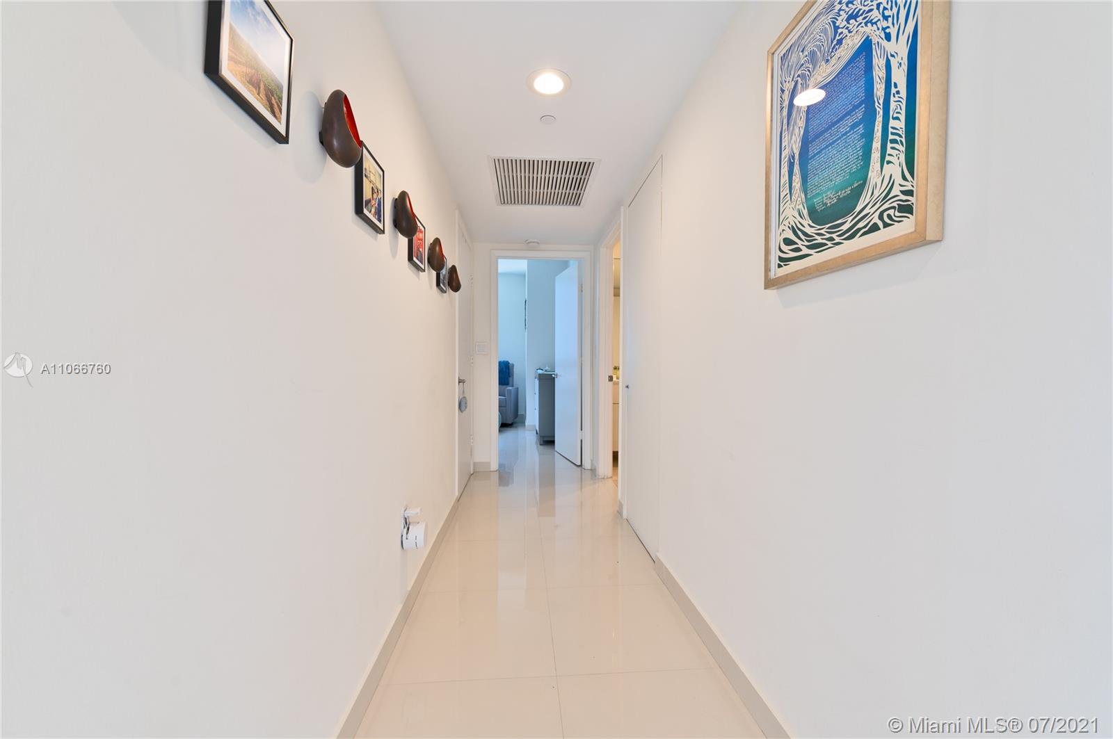 ICONBRICKELL CONDO NO 1 - Residential