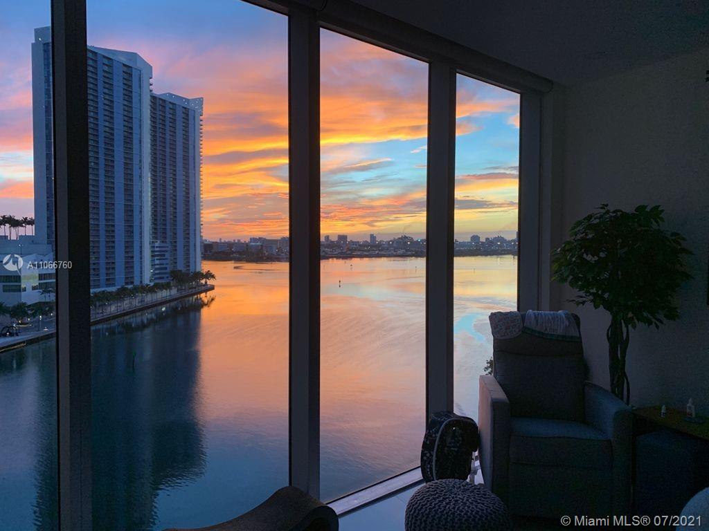 ICONBRICKELL CONDO NO 1 - Residential