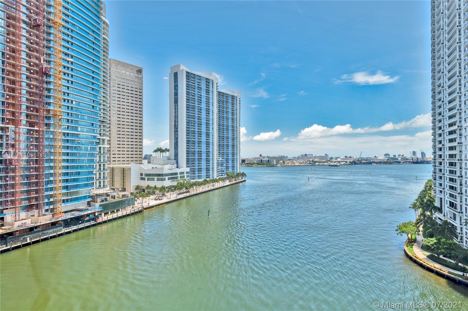 ICONBRICKELL CONDO NO 1 - Residential