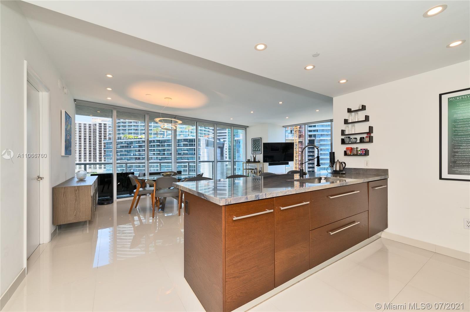 ICONBRICKELL CONDO NO 1 - Residential