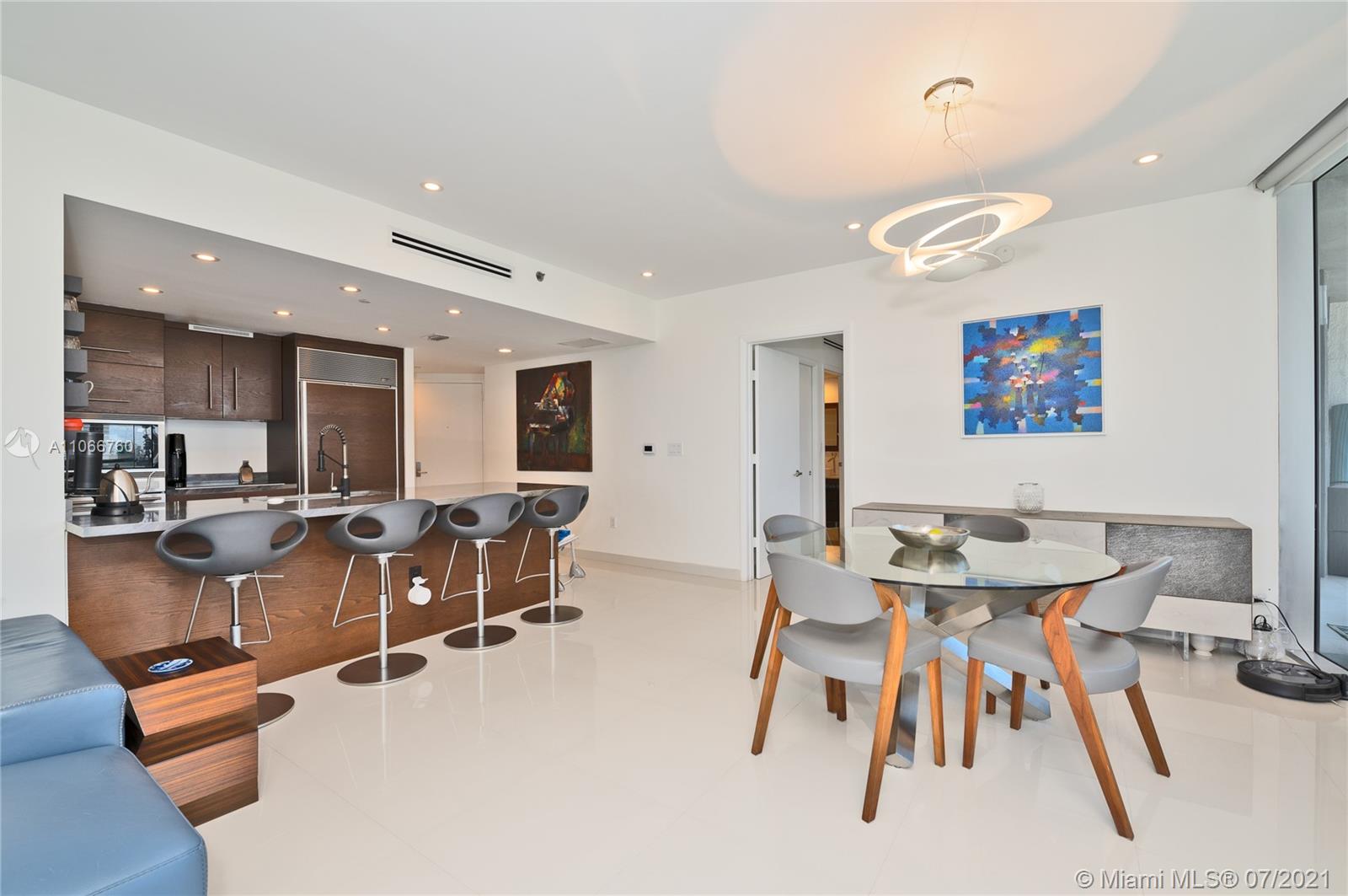 ICONBRICKELL CONDO NO 1 - Residential