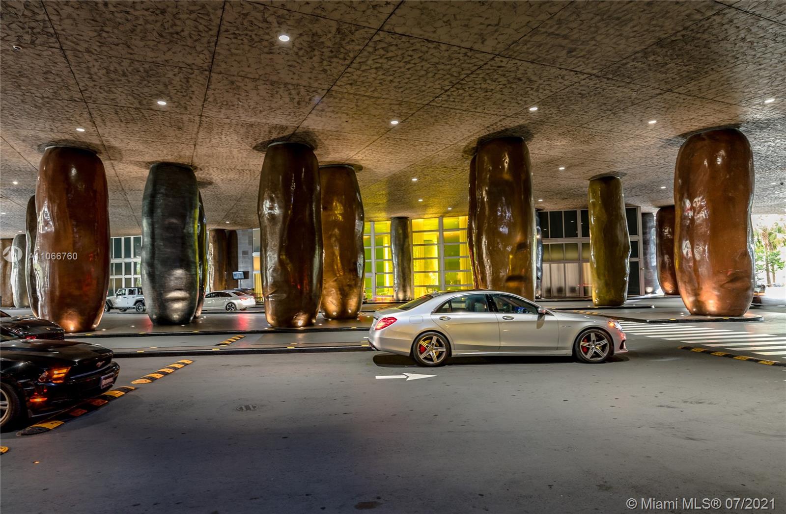ICONBRICKELL CONDO NO 1 - Residential
