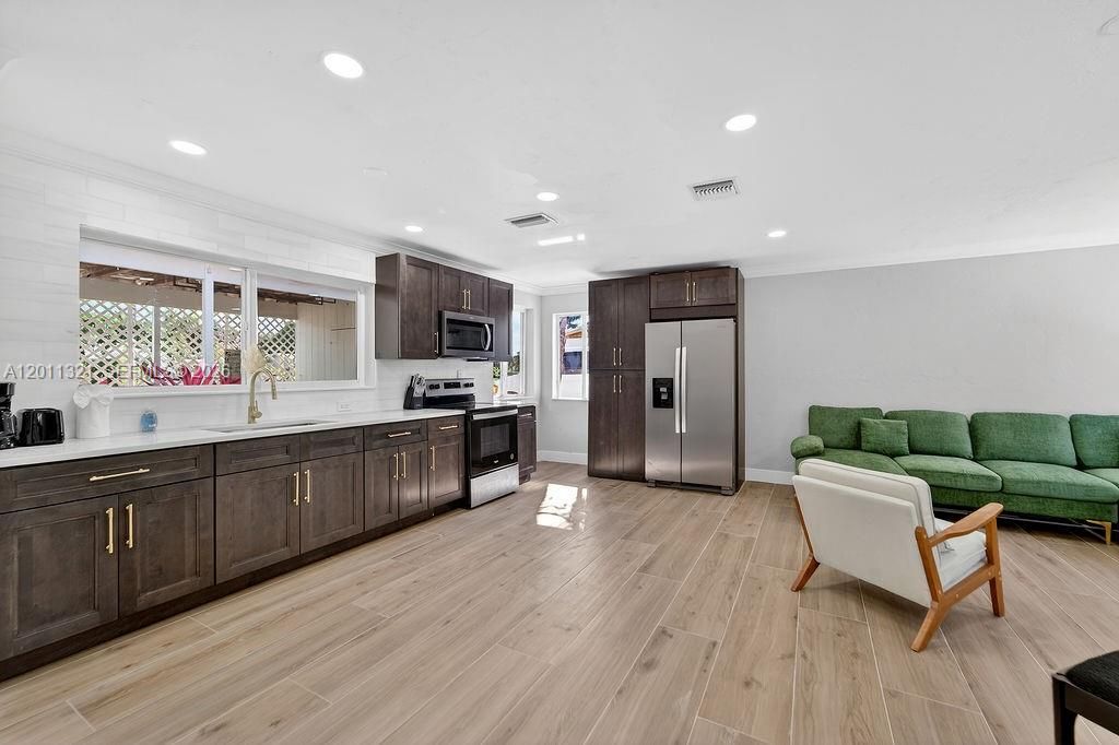 Photo of 756 Cinnamon Rd, North Palm Beach, FL 33408 (MLS # A12011321)