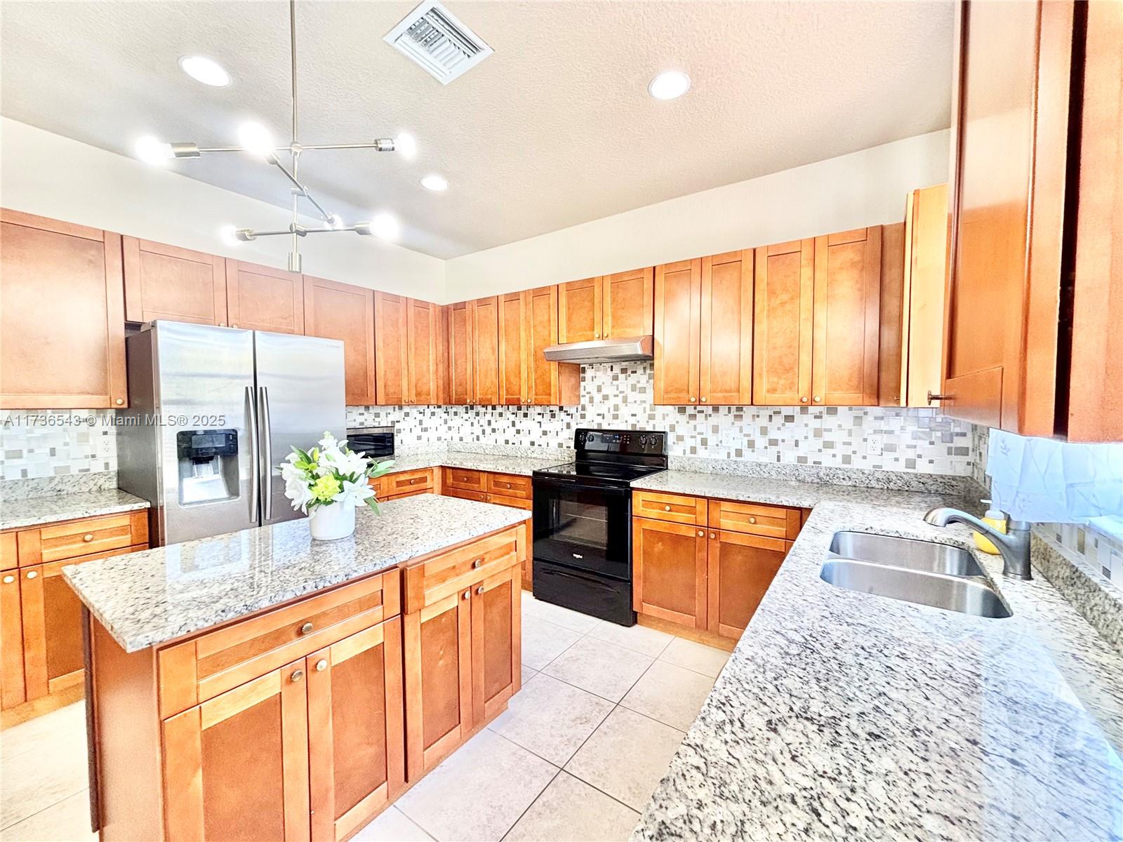 HAMILTON BAY SEC 2 - Residential Lease
