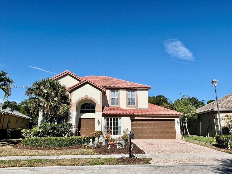 The combination of 5 bedrooms and 3 baths is definitely a big draw, especially for larger families or groups looking for shared living space. Being in a gated community and offering privacy, plus that preserve view, adds a lot of appeal for tenants who want a peaceful, secure environment while still being centrally located.
The neutral color scheme and laminate flooring make it low-maintenance and versatile for various tenant styles, so it should be easy to keep it looking good over time. Plus, that spacious backyard could be a major selling point—people love having outdoor space, especially if they have kids or pets.