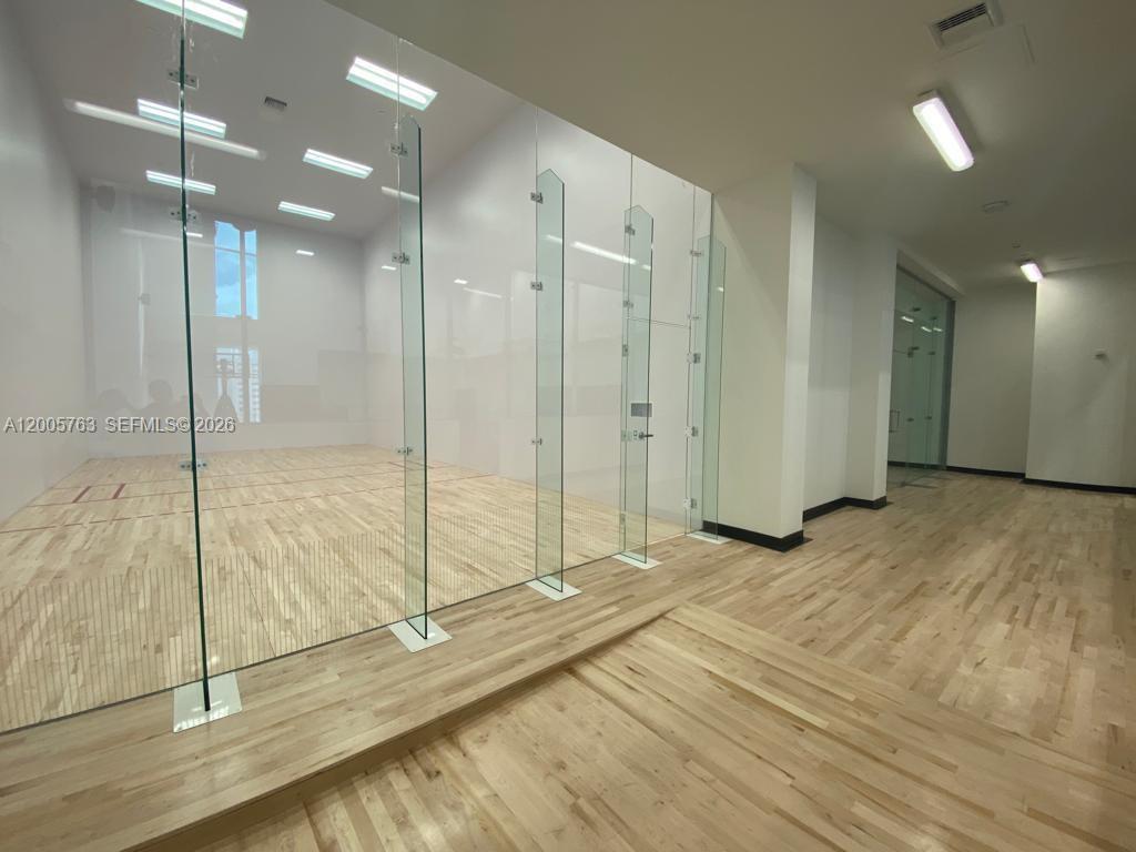 851 NE 1st Ave 3106