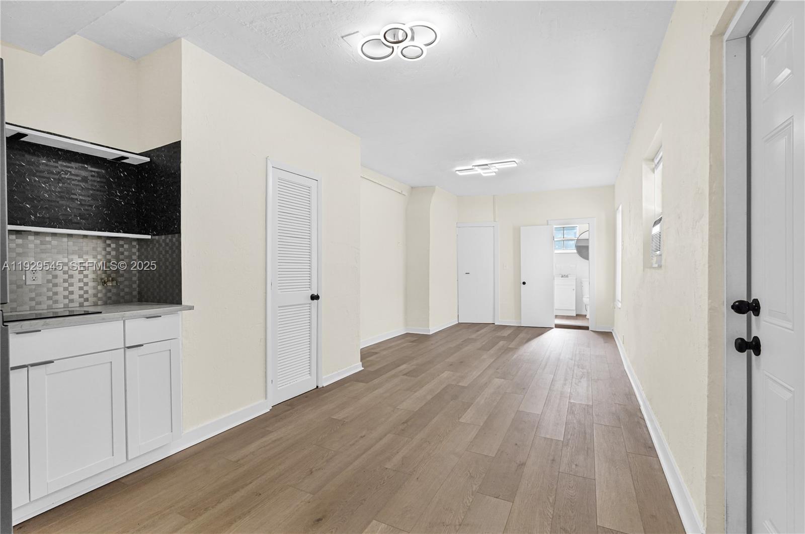 PULLMAN PK - Residential Lease