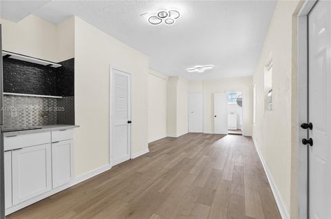 47 NW 49th St 2 Miami FL 33127