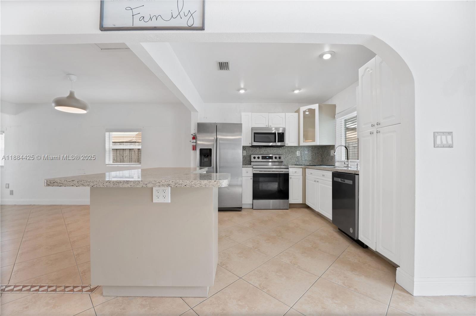 MIRAMAR SEC 13 - Residential Lease