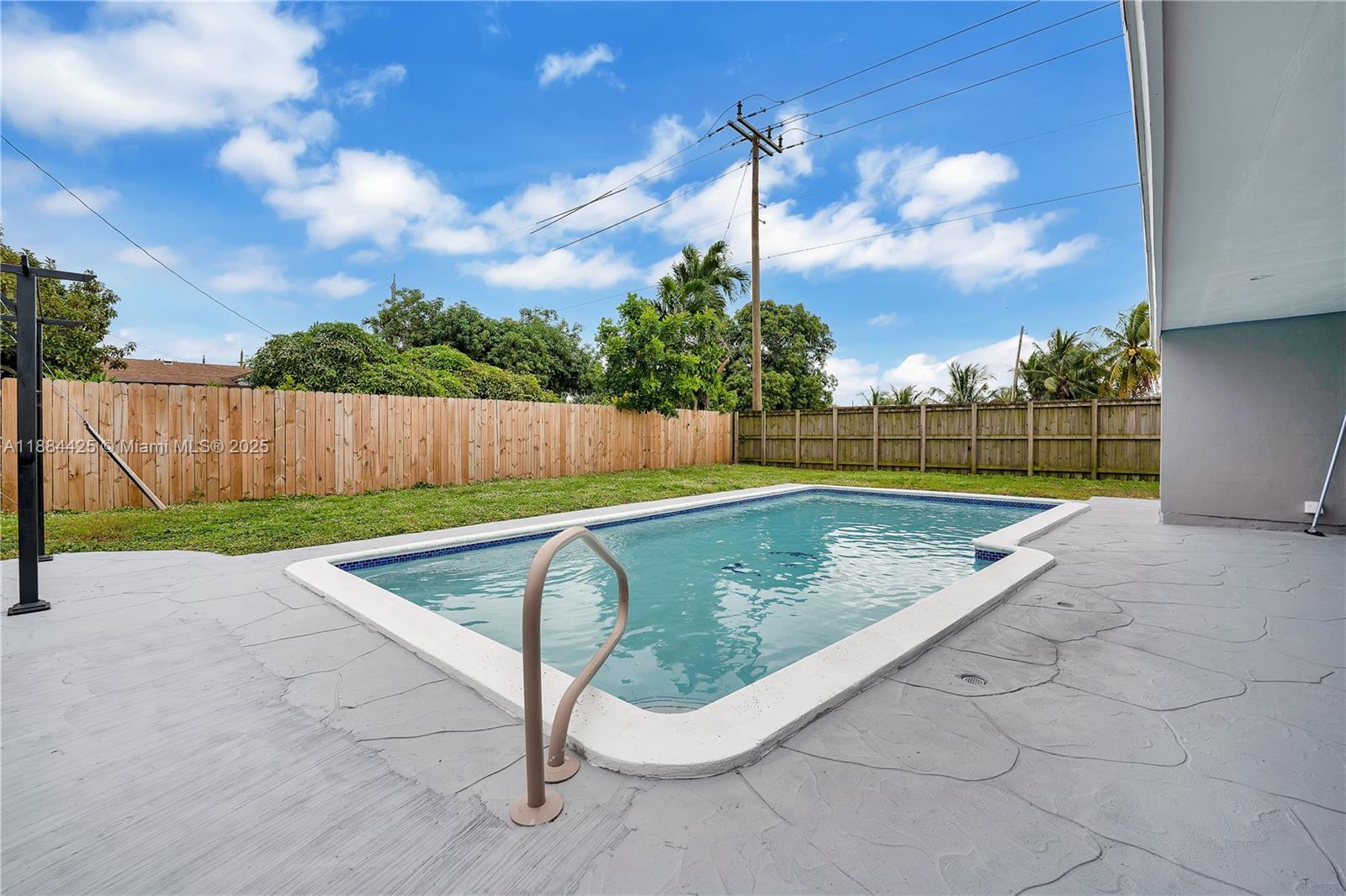 MIRAMAR SEC 13 - Residential Lease