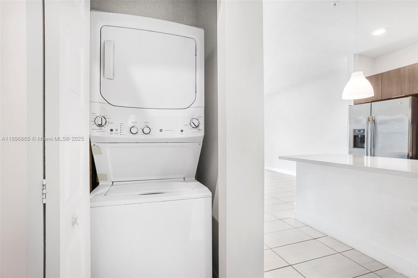 GRAND BAY SOUTH VILLAS - Residential Lease