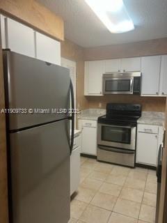 ROYAL POINCIANA CONDO - Residential Lease