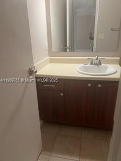 ROYAL POINCIANA CONDO - Residential Lease