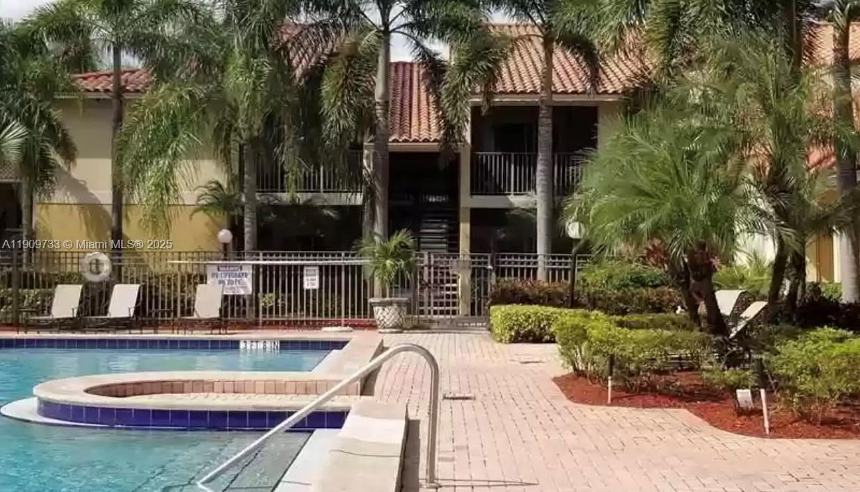 ROYAL POINCIANA CONDO - Residential Lease