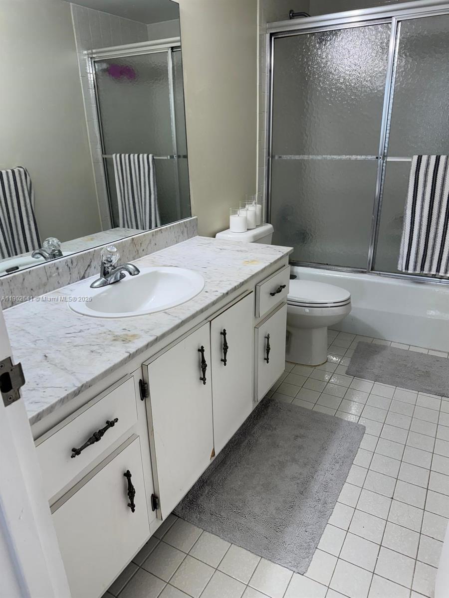 OLYMPUS CONDO PHASE - Residential