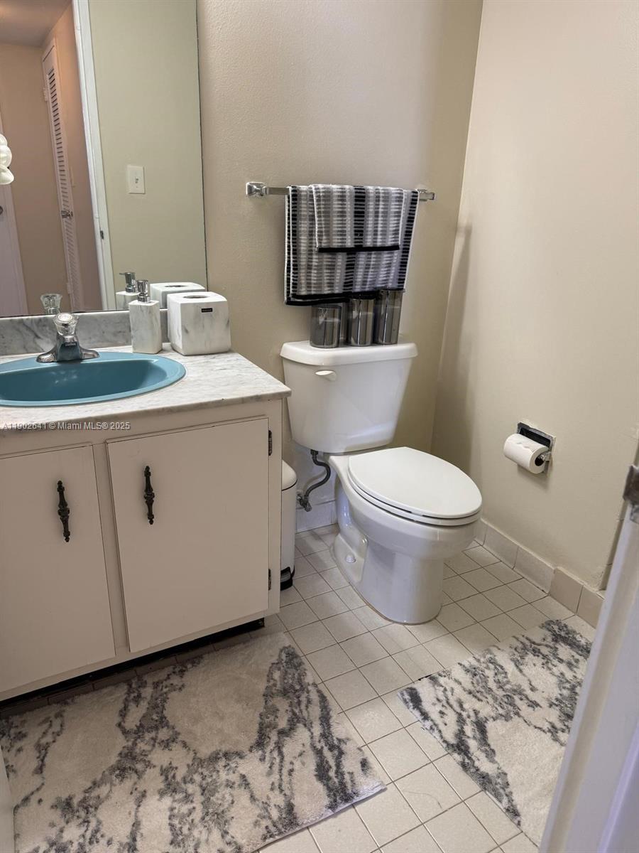 OLYMPUS CONDO PHASE - Residential