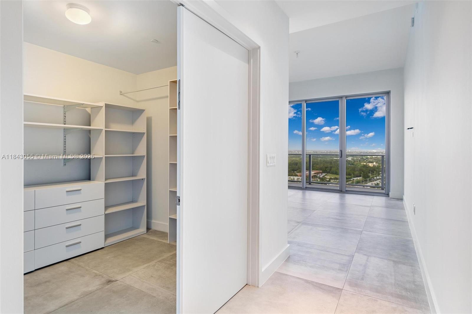 THE HARBOUR PH4 - NORTH - Residential Lease