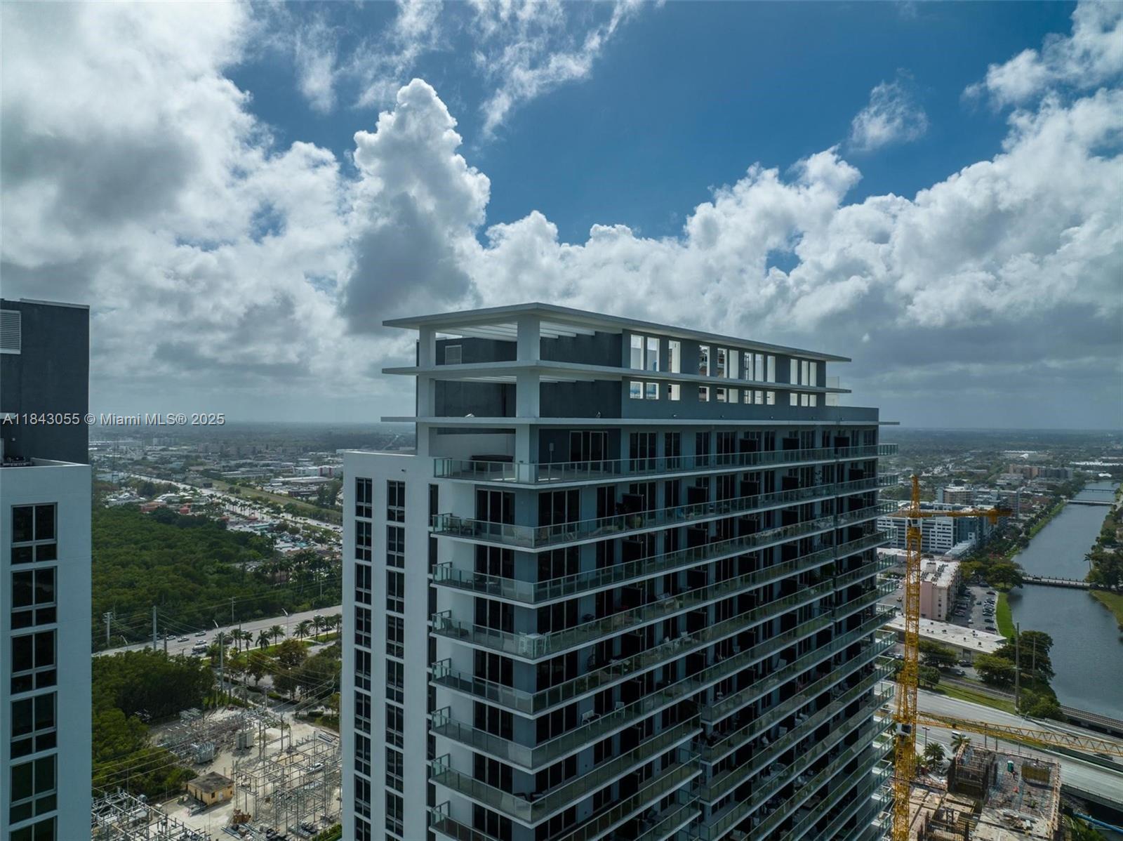 THE HARBOUR PH4 - NORTH - Residential Lease