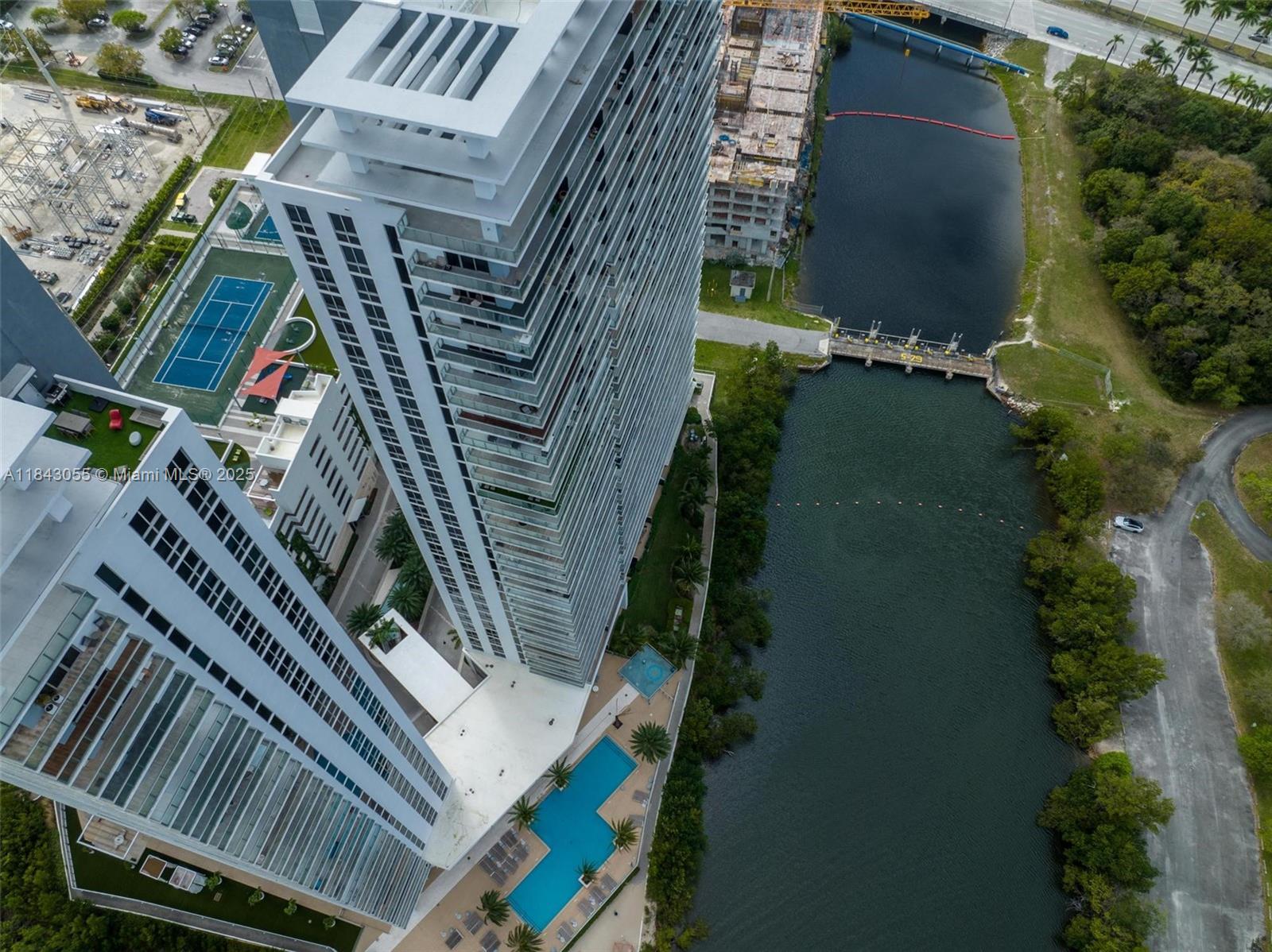 THE HARBOUR PH4 - NORTH - Residential Lease