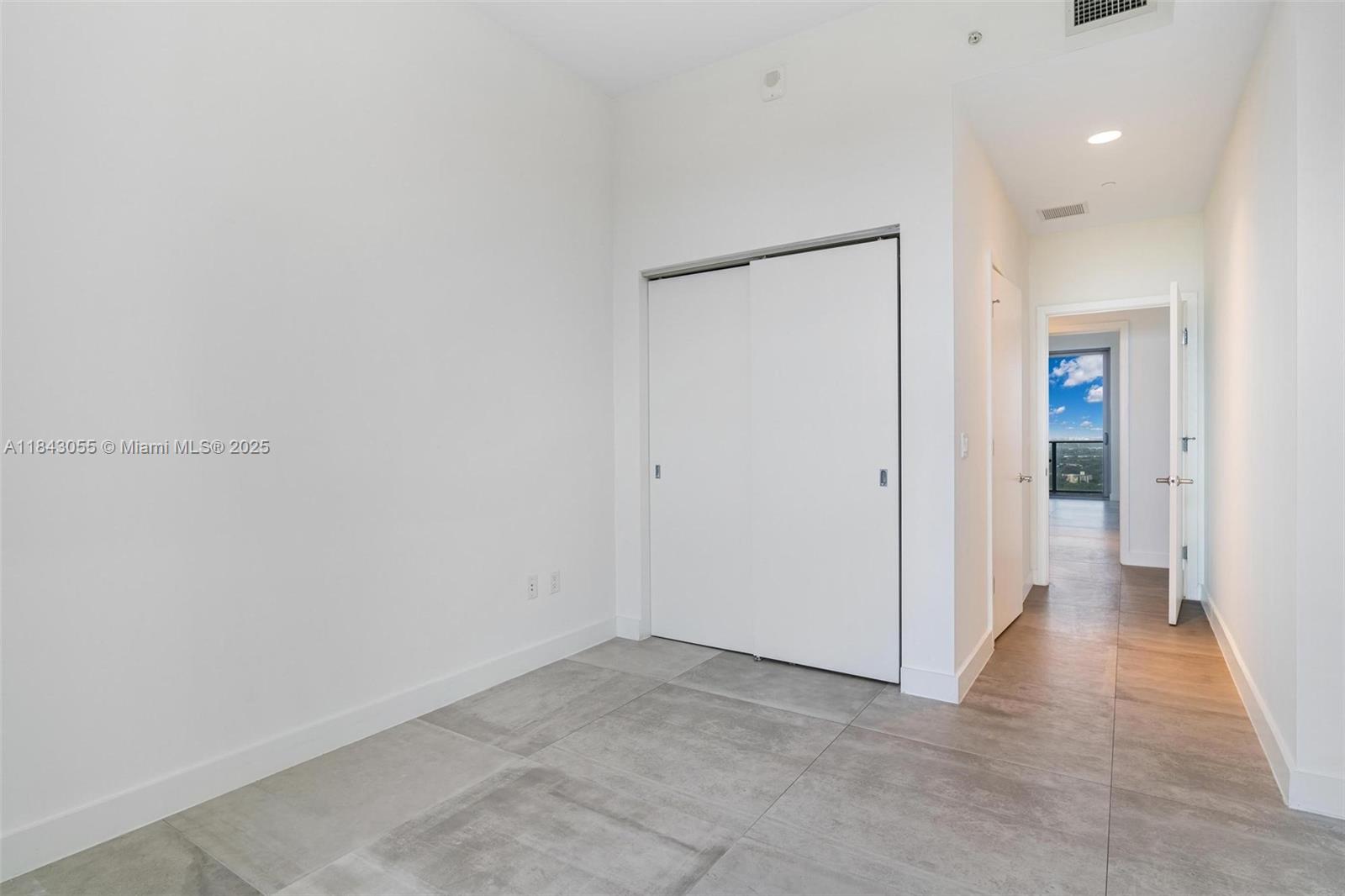 THE HARBOUR PH4 - NORTH - Residential Lease