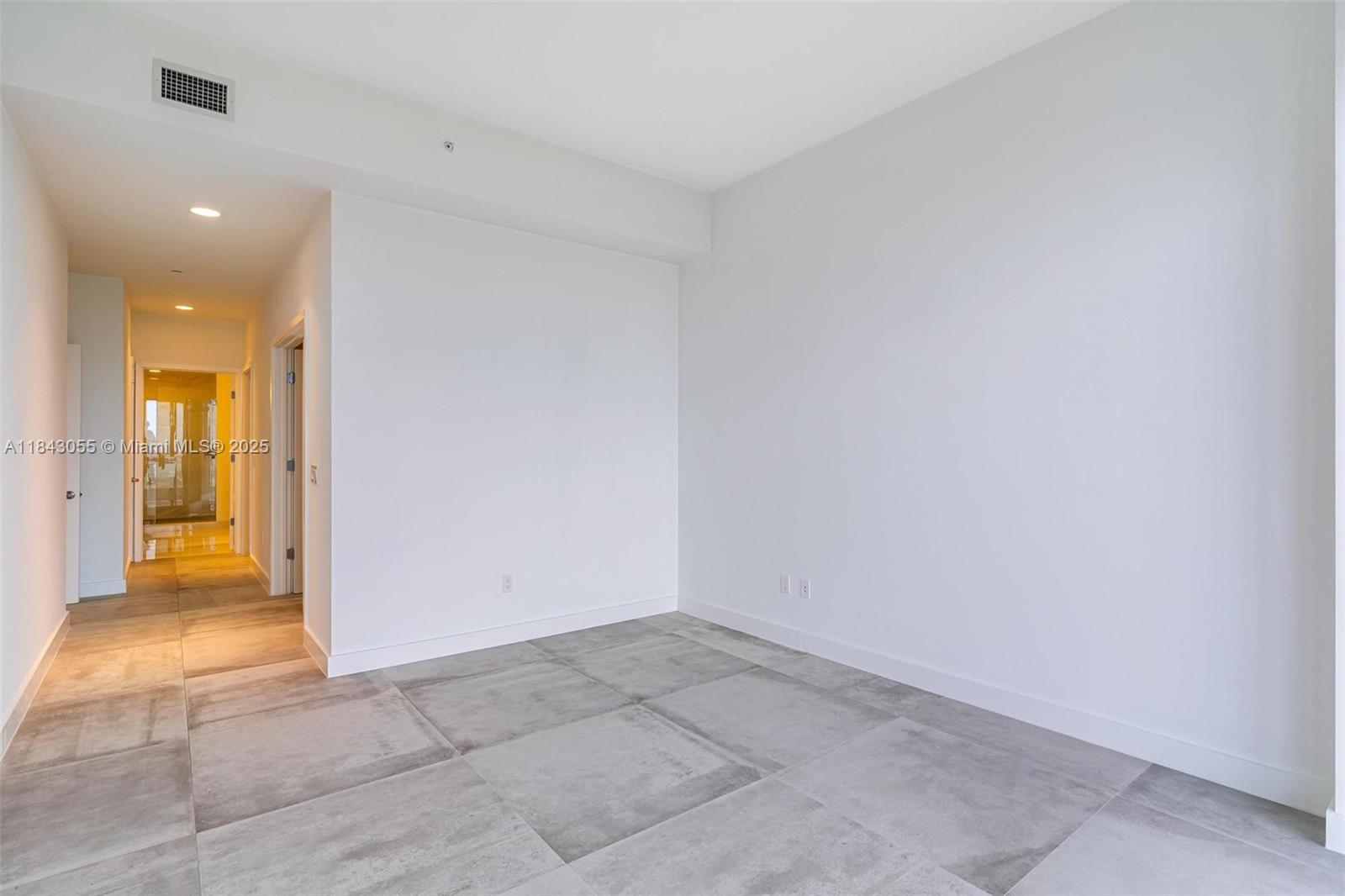 THE HARBOUR PH4 - NORTH - Residential Lease