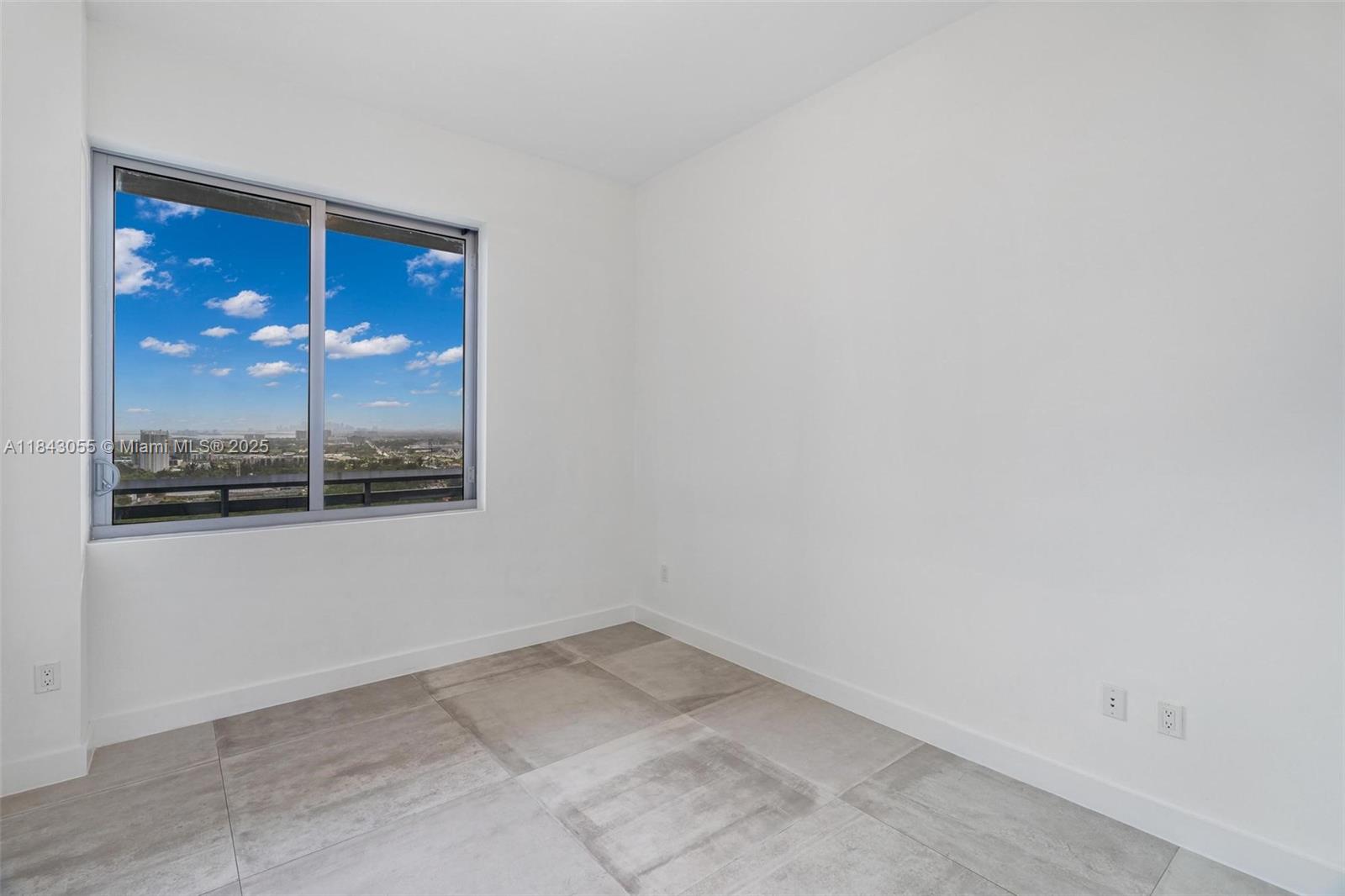 THE HARBOUR PH4 - NORTH - Residential Lease