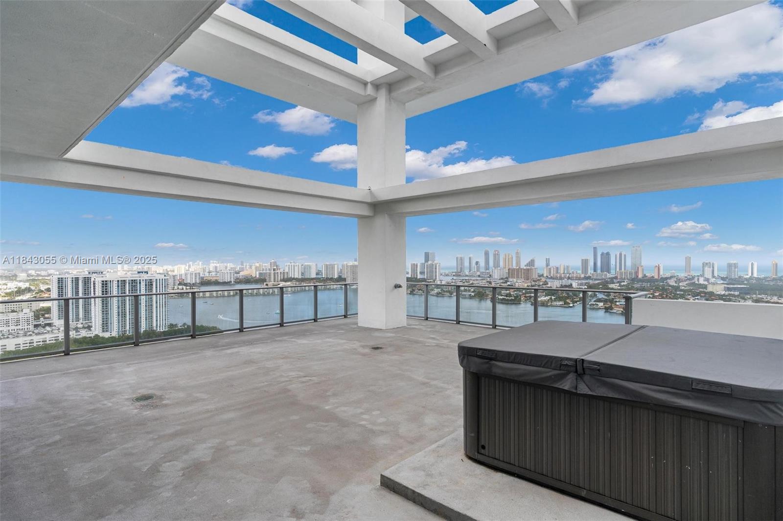 THE HARBOUR PH4 - NORTH - Residential Lease